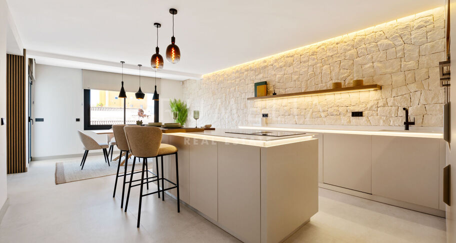 Modern Penthouse in het centrum van San Pedro de Alcántara