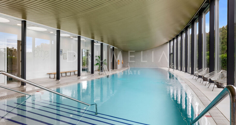 Apartament Przy Plaży w The Edge, Estepona