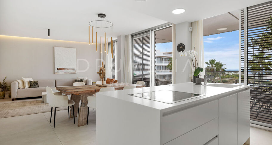 Apartament Przy Plaży w The Edge, Estepona
