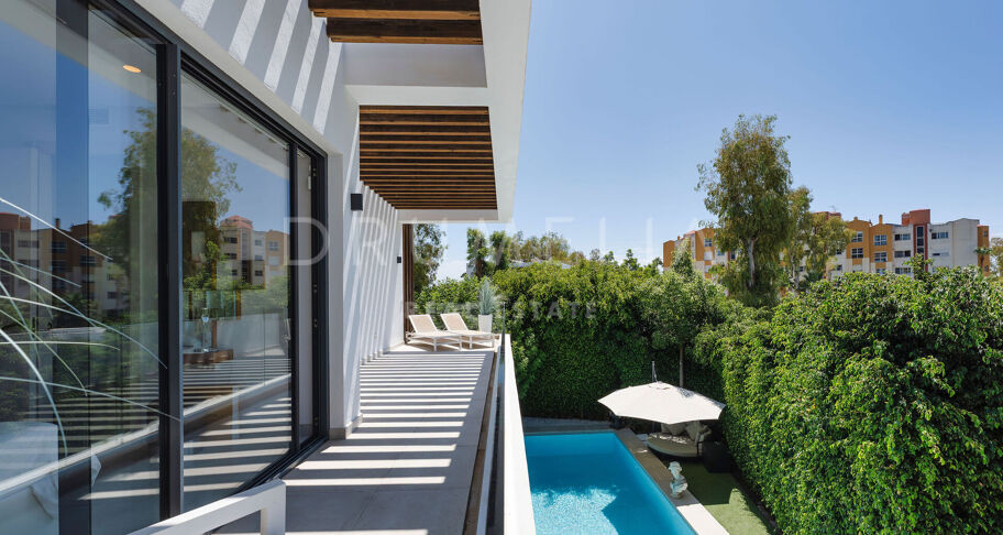 Villa Moderne dans un Environnement Privé La Arboleda, Estepona Est