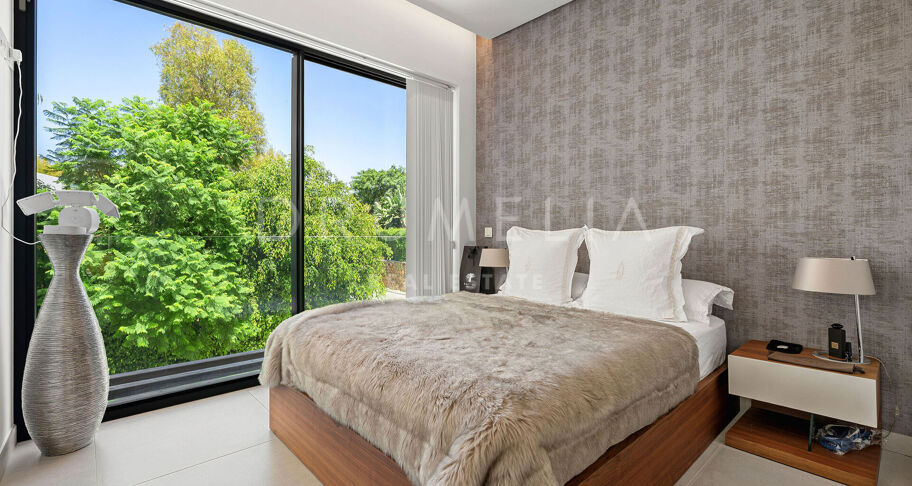 Villa Moderne dans un Environnement Privé La Arboleda, Estepona Est