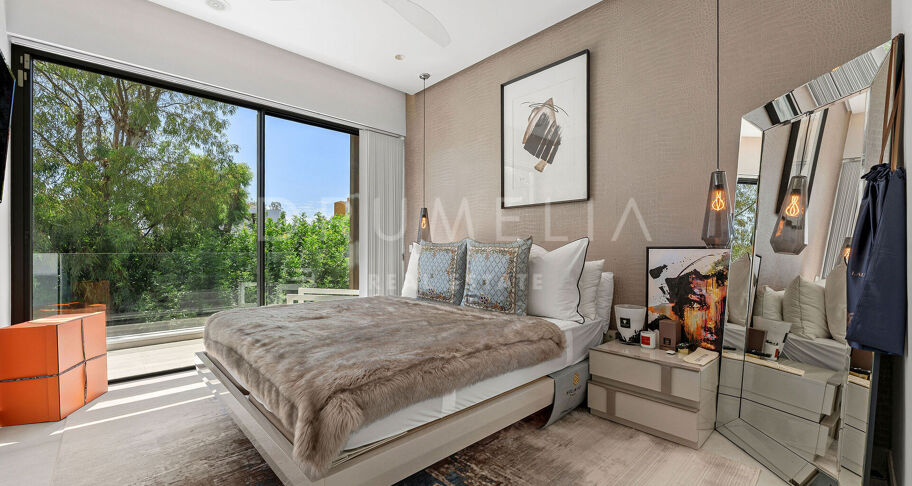 Villa Moderne dans un Environnement Privé La Arboleda, Estepona Est