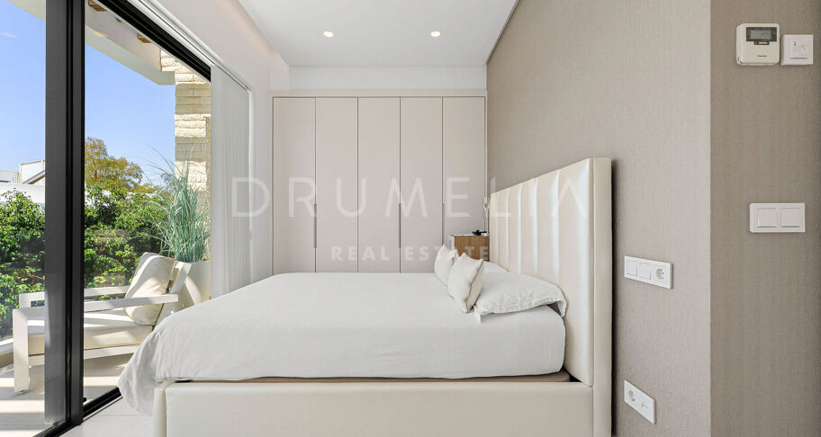 Villa Moderne dans un Environnement Privé La Arboleda, Estepona Est