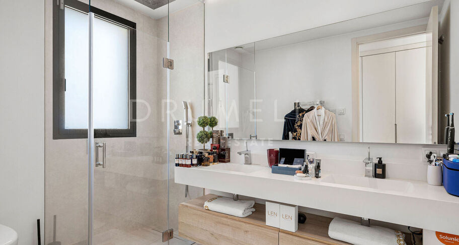 Villa Moderne dans un Environnement Privé La Arboleda, Estepona Est
