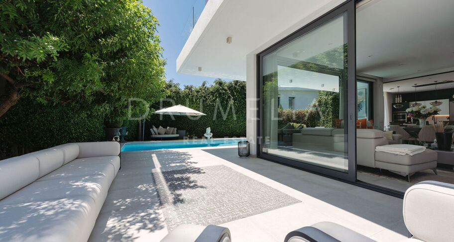 Villa Moderne dans un Environnement Privé La Arboleda, Estepona Est