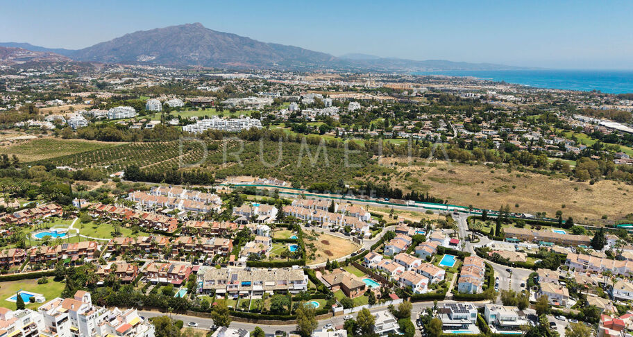 Villa Moderne dans un Environnement Privé La Arboleda, Estepona Est