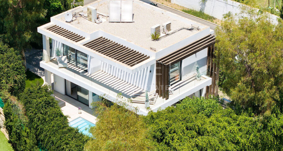 Villa Moderne dans un Environnement Privé La Arboleda, Estepona Est