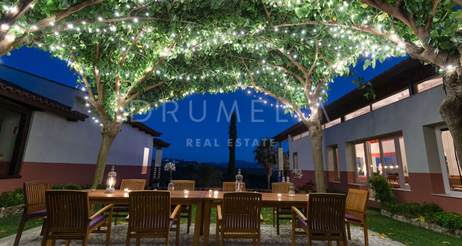 Domaine Rural avec 8 Chambres en Suite et Vues Panoramiques à Ronda, Málaga