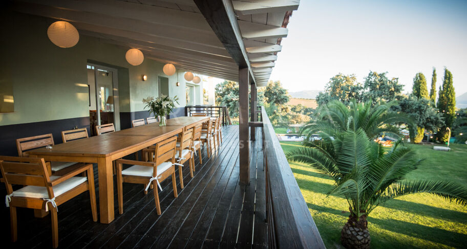Domaine Rural avec 8 Chambres en Suite et Vues Panoramiques à Ronda, Málaga