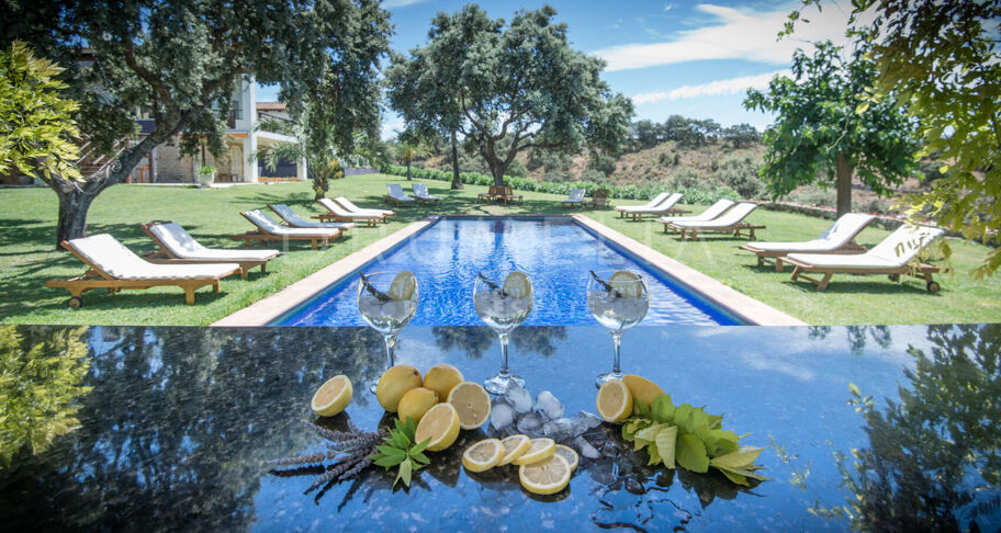 Domaine Rural avec 8 Chambres en Suite et Vues Panoramiques à Ronda, Málaga