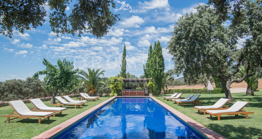 Domaine Rural avec 8 Chambres en Suite et Vues Panoramiques à Ronda, Málaga