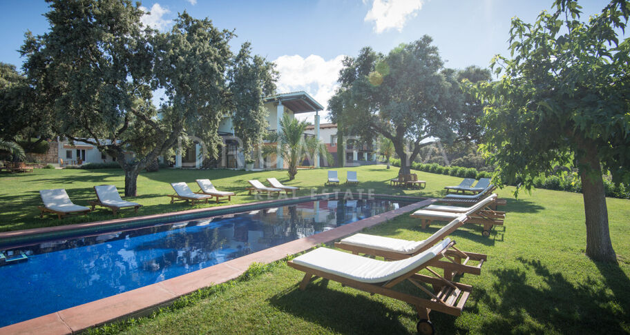 Domaine Rural avec 8 Chambres en Suite et Vues Panoramiques à Ronda, Málaga