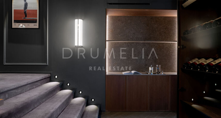 Renoverad Duplex-Penthouse i La Cerquilla, Nueva Andalucía med Panoramautsikt