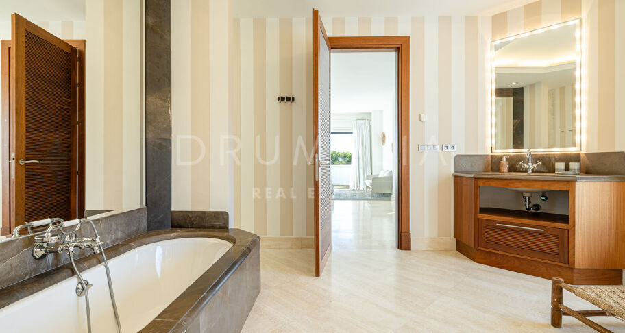 South-Facing Four-Bedroom Villa in the Finca Cortesin Resort, Casares