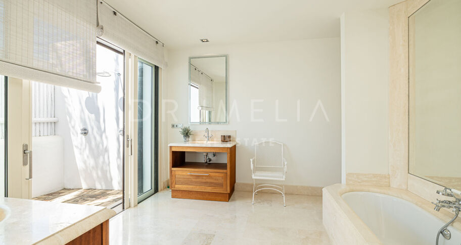 South-Facing Four-Bedroom Villa in the Finca Cortesin Resort, Casares