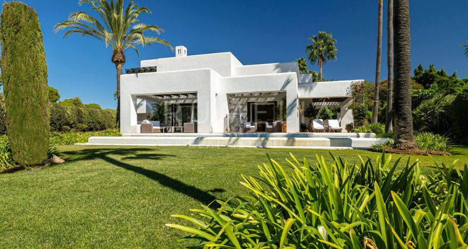 South-Facing Four-Bedroom Villa in the Finca Cortesin Resort, Casares