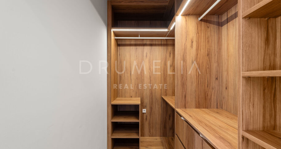 Private villa in an exclusive community in Los Arqueros, Benahavís