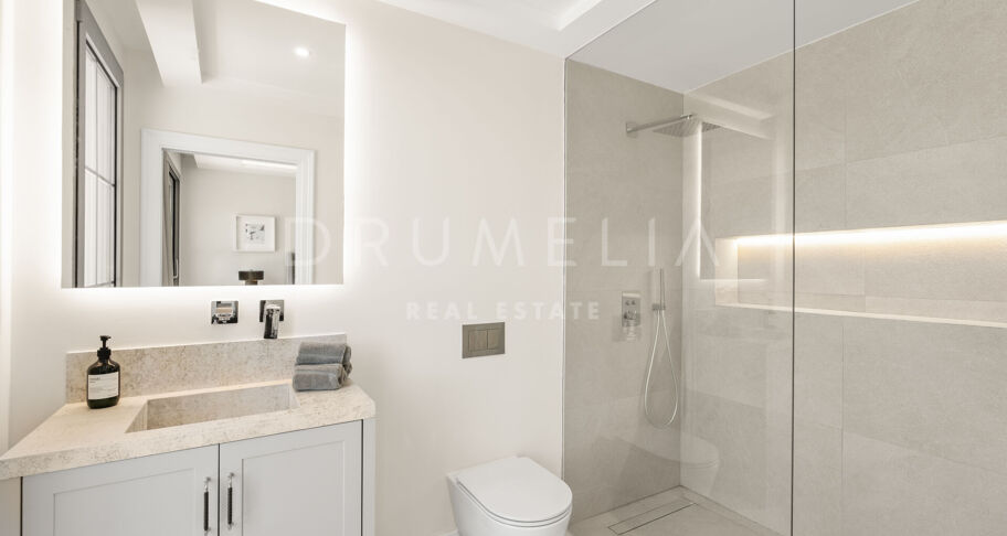 Private villa in an exclusive community in Los Arqueros, Benahavís