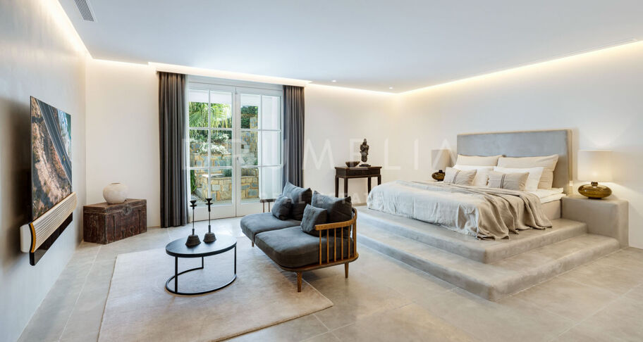 Zeitgenössische Villa mit Meerblick im Marbella Club Golf Resort