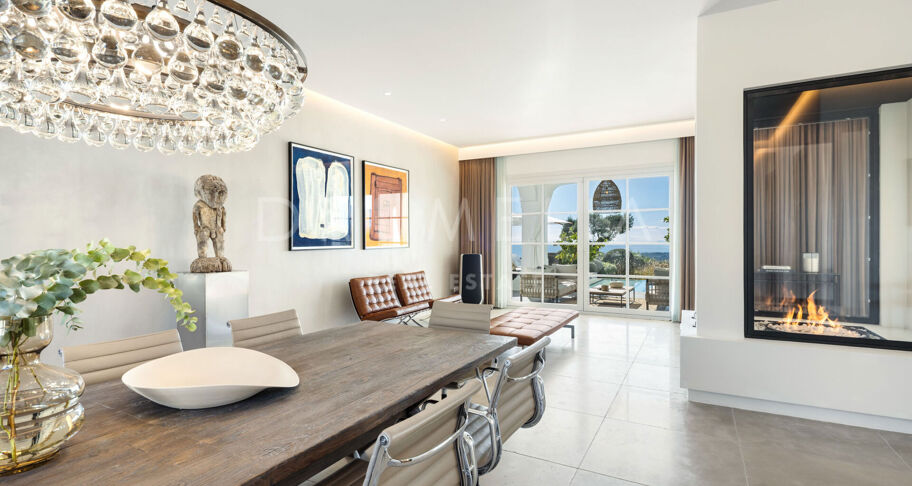 Zeitgenössische Villa mit Meerblick im Marbella Club Golf Resort