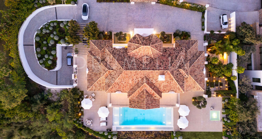 Zeitgenössische Villa mit Meerblick im Marbella Club Golf Resort