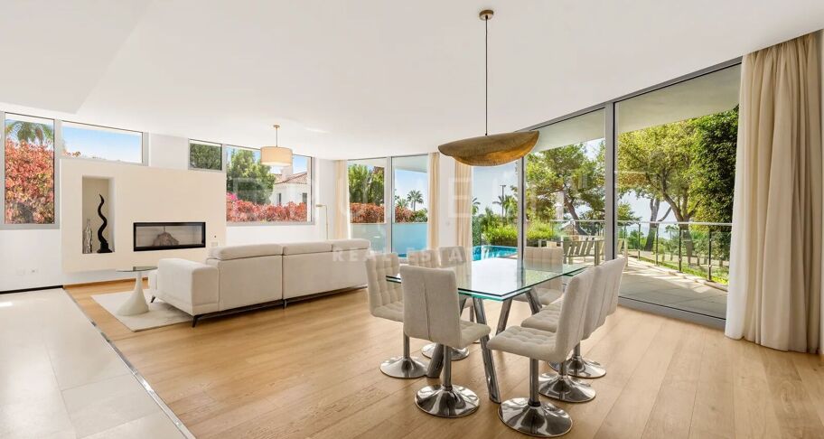 Modern Semi-Detached Luxurious House with Lovely Views, Sierra Blanca, Marbella Golden Mile