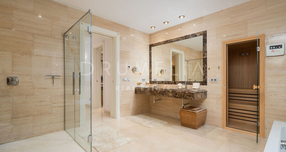 Роскошная Вилла у Моря в Casasola, Восточная Эстепона