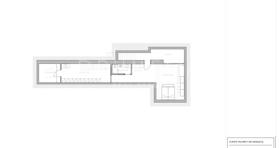 Elegante Gerenoveerde Villa met Twee Niveaus en Onafhankelijk Gastenappartement in Elviria