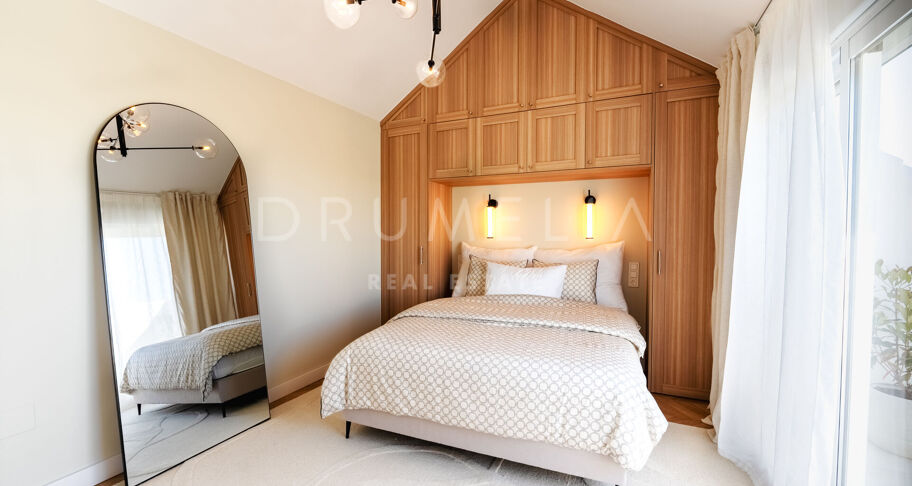 Luxuriös renoviertes Reihenhaus mit 5 Schlafzimmern in Altos de Salamanca, Goldene Meile