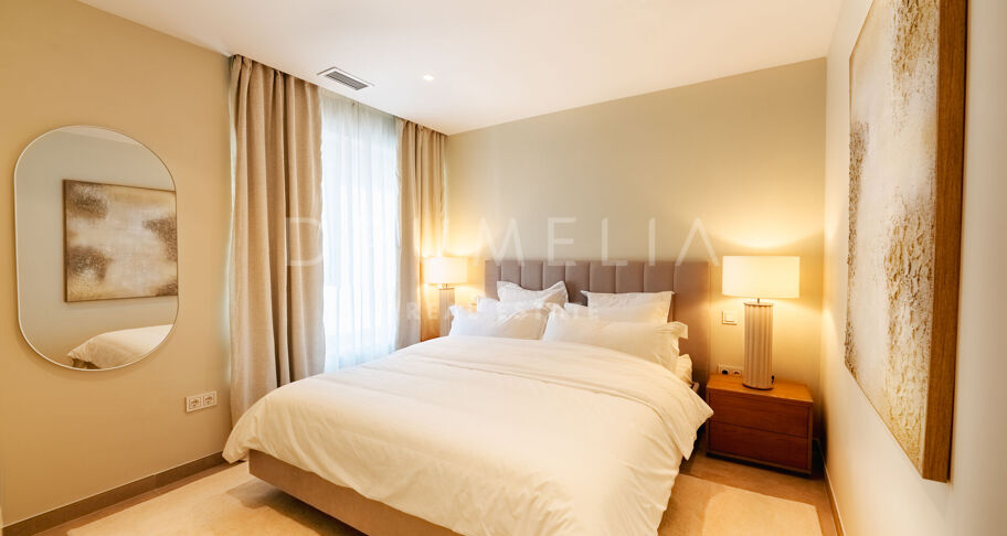 Luxuriös renoviertes Reihenhaus mit 5 Schlafzimmern in Altos de Salamanca, Goldene Meile