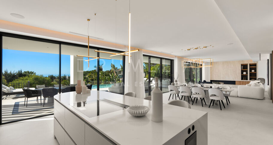 Villa George - Zeitgenössische Villa mit Meerblick in Sierra Blanca, Marbella