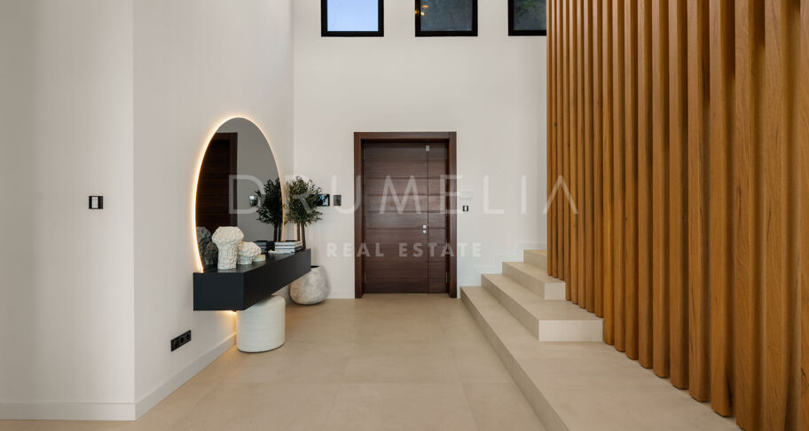 Villa George - Zeitgenössische Villa mit Meerblick in Sierra Blanca, Marbella