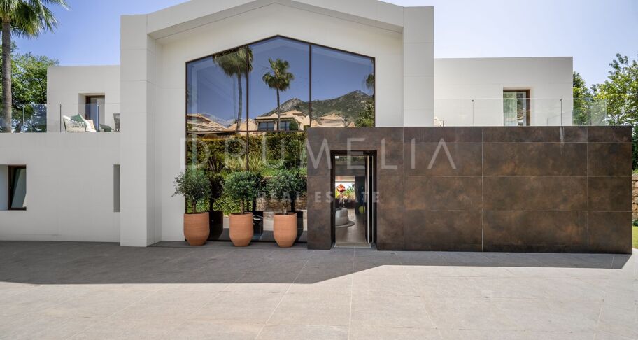 Hedendaagse luxe villa met uitzicht op zee in Sierra Blanca, Marbella