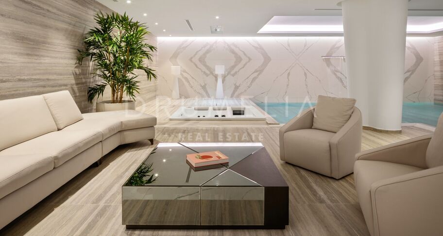 Hedendaagse luxe villa met uitzicht op zee in Sierra Blanca, Marbella