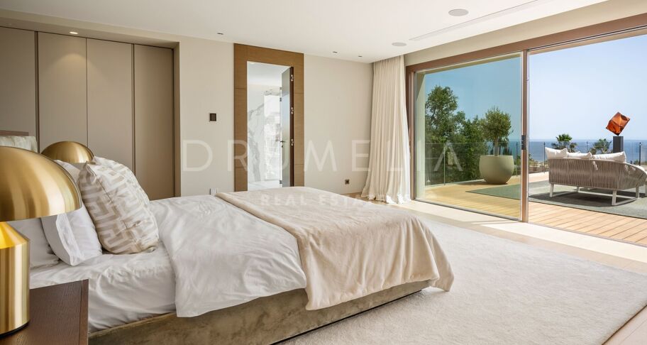 Hedendaagse luxe villa met uitzicht op zee in Sierra Blanca, Marbella