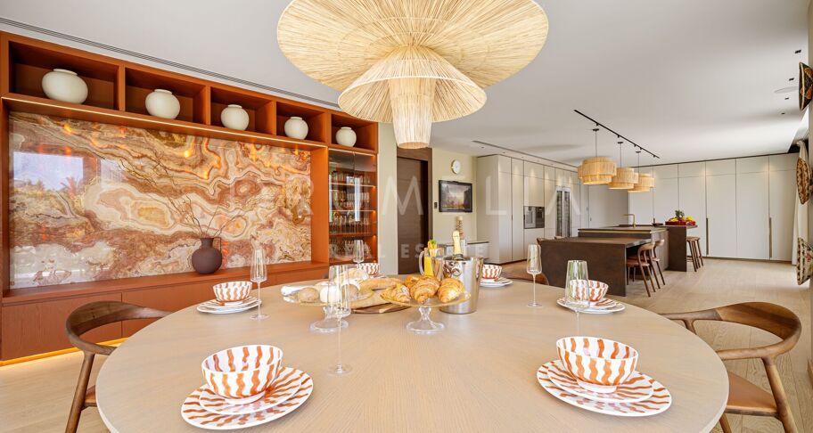 Hedendaagse luxe villa met uitzicht op zee in Sierra Blanca, Marbella
