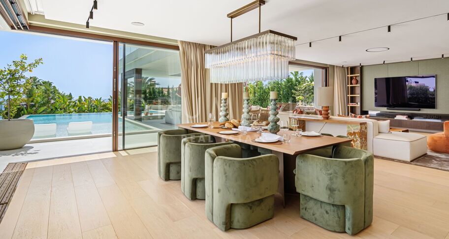 Hedendaagse luxe villa met uitzicht op zee in Sierra Blanca, Marbella