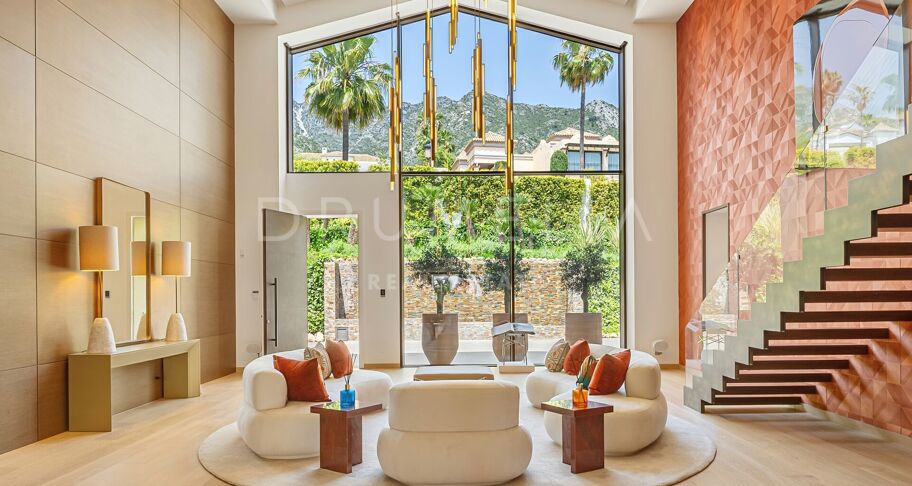 Hedendaagse luxe villa met uitzicht op zee in Sierra Blanca, Marbella
