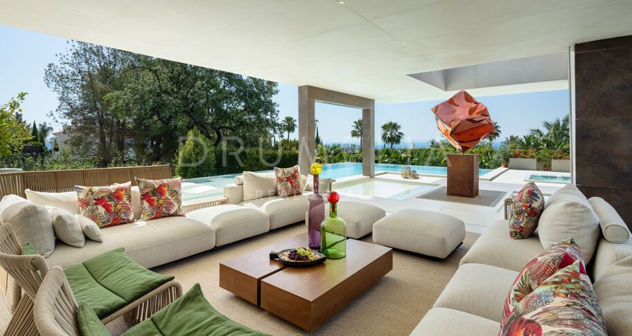 Hedendaagse luxe villa met uitzicht op zee in Sierra Blanca, Marbella