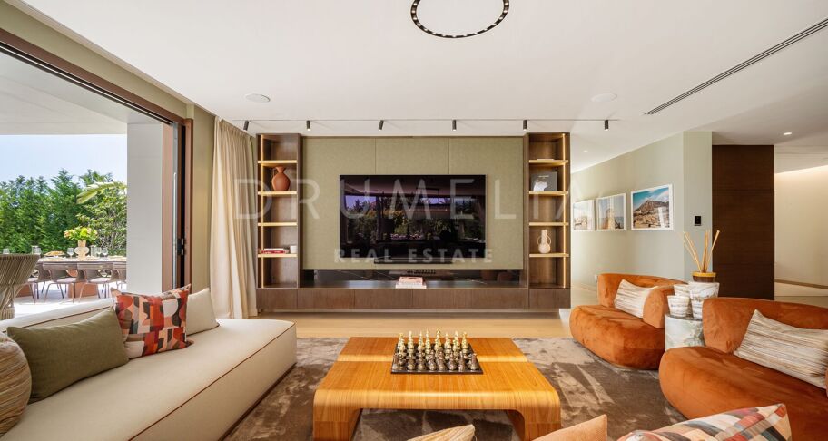 Hedendaagse luxe villa met uitzicht op zee in Sierra Blanca, Marbella