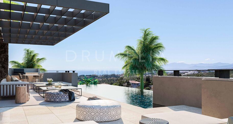 Zeitgenössische Villa mit Panoramablick auf das Meer in El Rosario, Marbella Ost