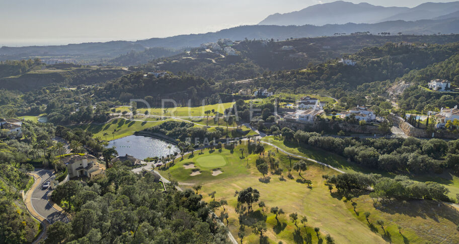 Parcela con vistas al golf en venta en Marbella Club Golf Resort