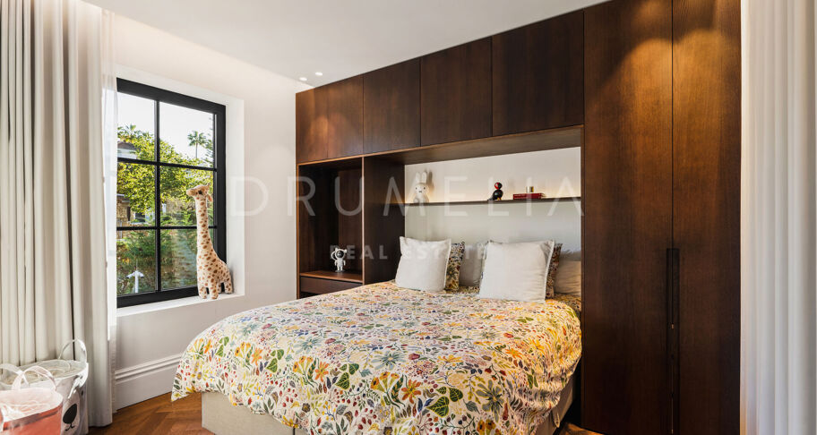 Renoverad familjevilla i gated community, Nueva Andalucía