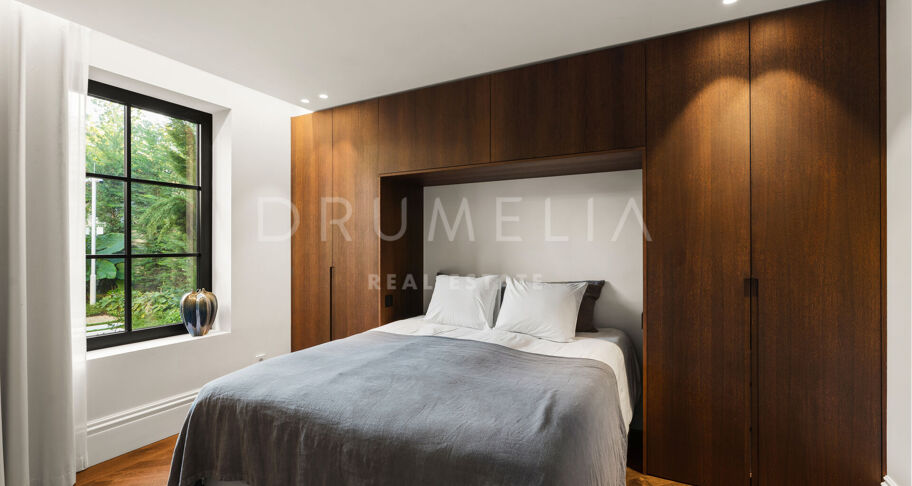 Renoverad familjevilla i gated community, Nueva Andalucía