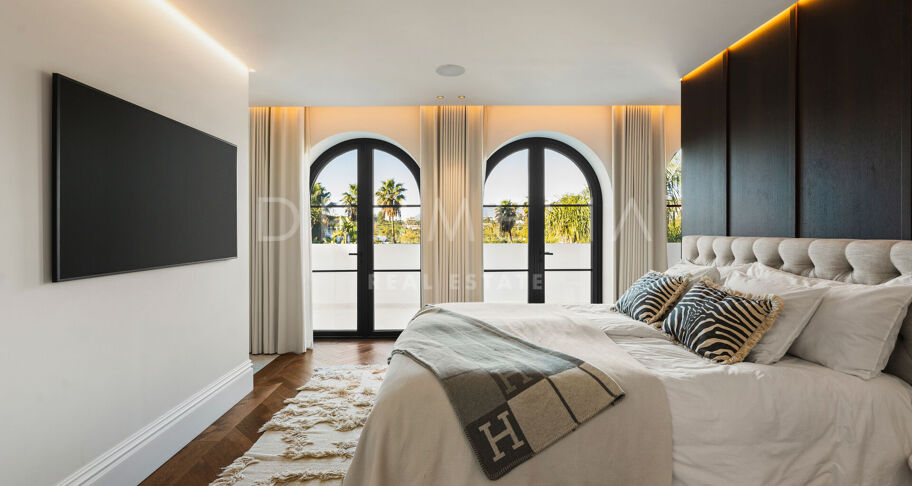 Renoverad familjevilla i gated community, Nueva Andalucía