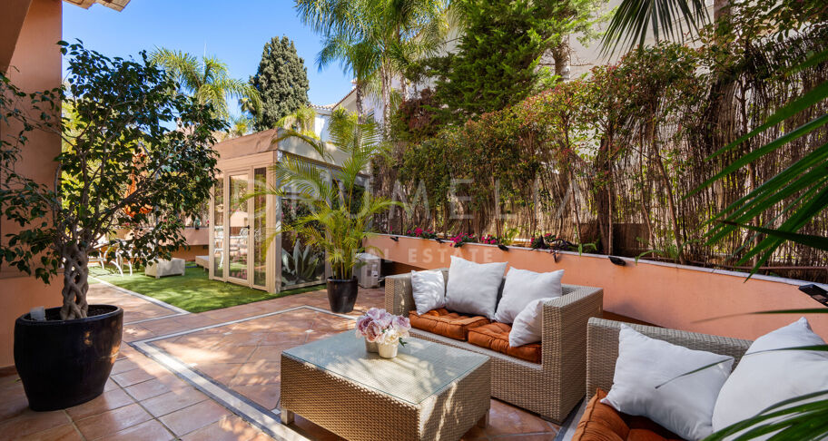 Apartamento en planta baja cerca de la playa y servicios en Casa Nova, Puerto Banús