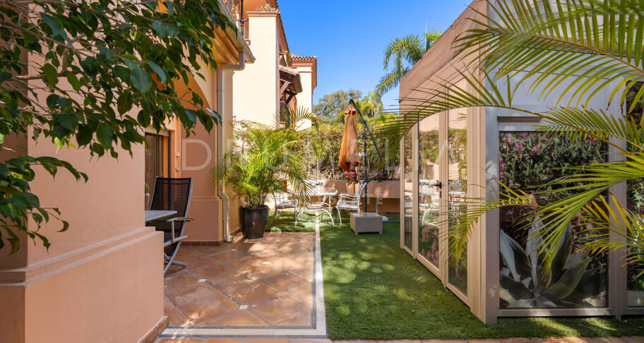 Apartamento en planta baja cerca de la playa y servicios en Casa Nova, Puerto Banús