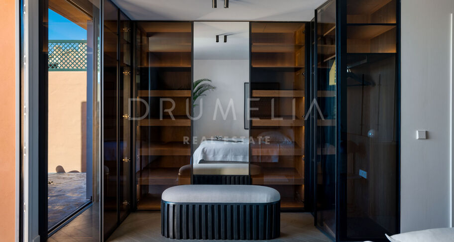 Duplex penthouse in La Cerquilla met zee- en bergzicht