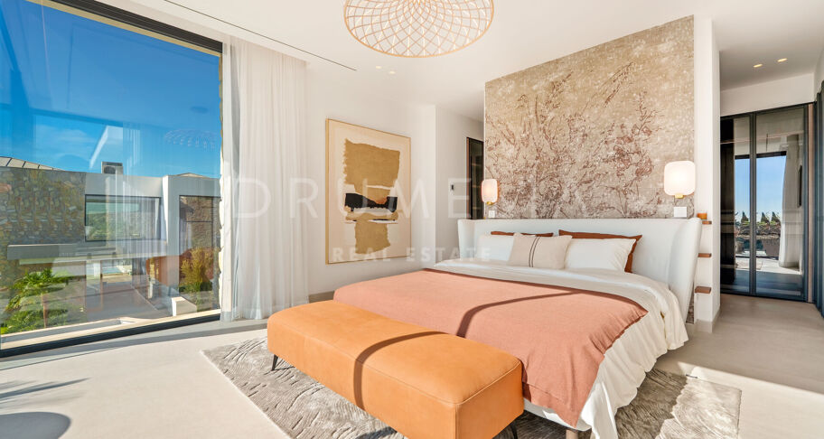 Modern Mediterranean Masterpiece in La Quinta