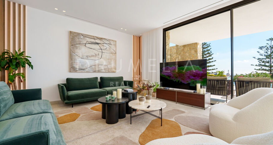 Modern Mediterranean Masterpiece in La Quinta